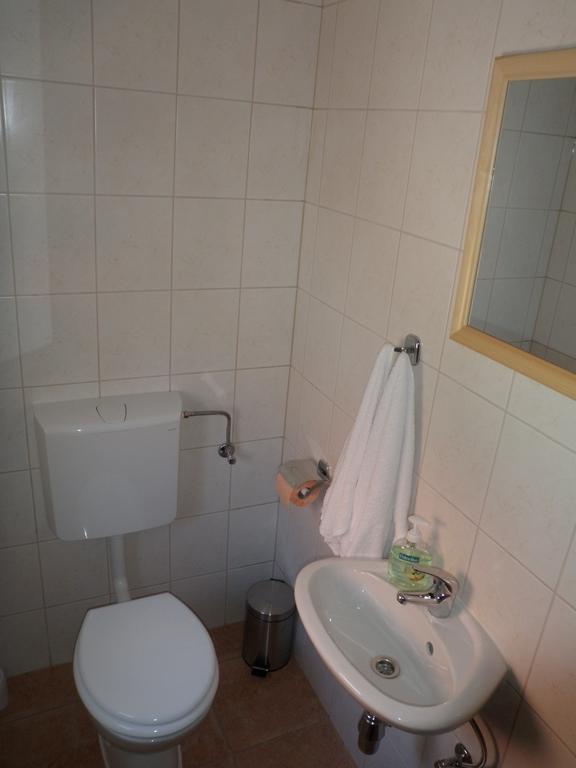 Holiday Home Rizvan City Brusane Eksteriør bilde